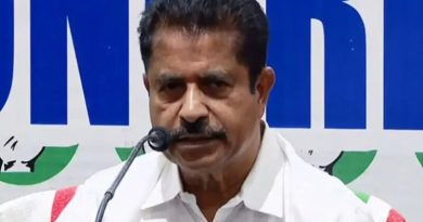 യുഡിഎഫ് യോഗം ചേരുന്നില്ല, പല തീരുമാനങ്ങളും അറിയുന്നത് മാധ്യമങ്ങളിലൂടെ; അതൃപ്തി തുറന്നുപറഞ്ഞ് അടൂർ പ്രകാശ്